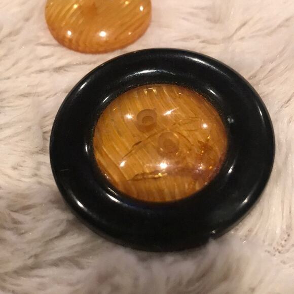 Bakelite vintage estate Buttons - Picture 4 of 5